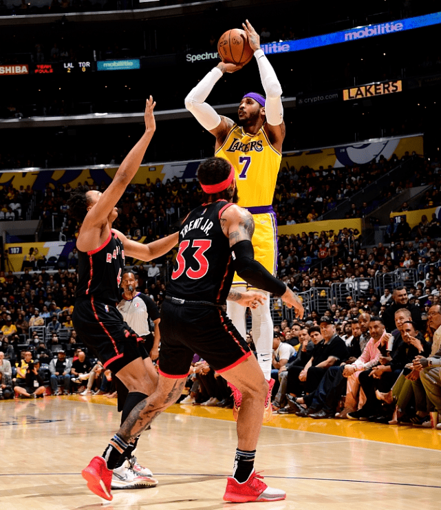 中超倒计时，夏洛特黄蜂今晨篮板制胜，细节引发关注，态度坚定，高层口径保持一致(夏洛特黄蜂队老板是谁)-S15lol买输赢